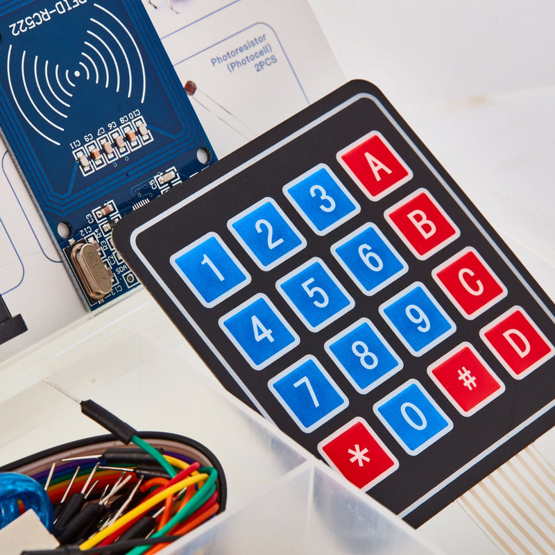 Robotico Ultimate Mega 2560 R3 Starter Kit - CREATESPACE